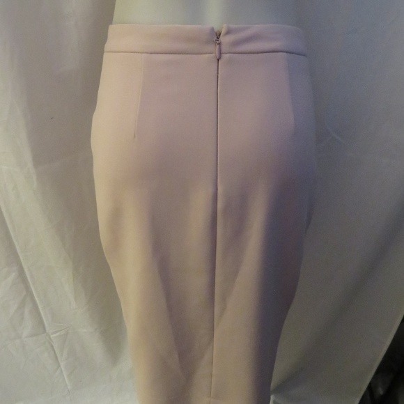 BCBG MAX AZRIA "GRAYCE LAVENDER SKIRT" W/BACK 4 - Picture 4 of 6